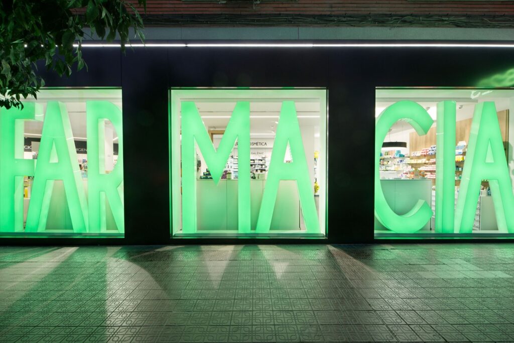 Ideias para melhorar as redes sociais em farmácia