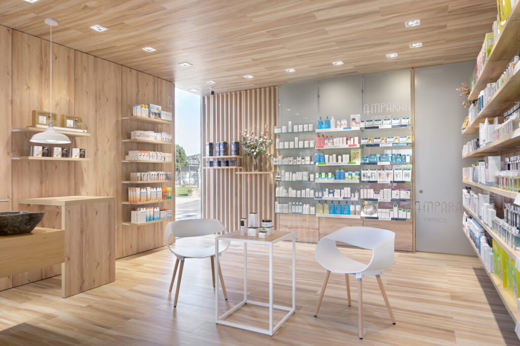 Farmacia Amparan y sus secciones de farmacia.