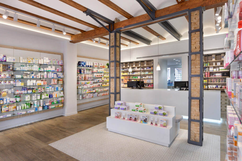 Decorar farmacia pequeña