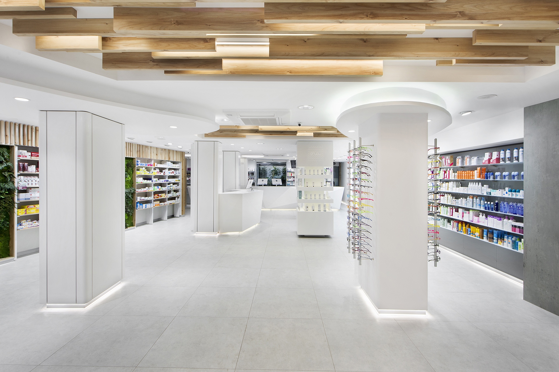 Inside Pharmacy