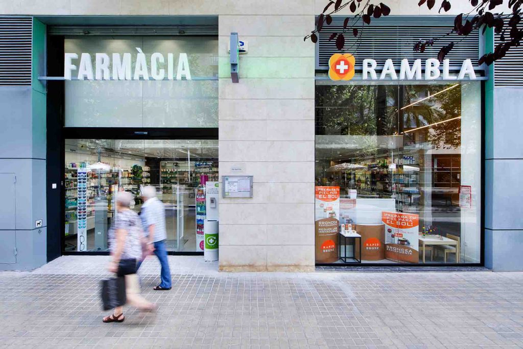 Escaparates de farmacia.