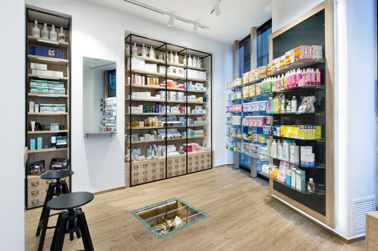 estanterias-farmacias-corona
