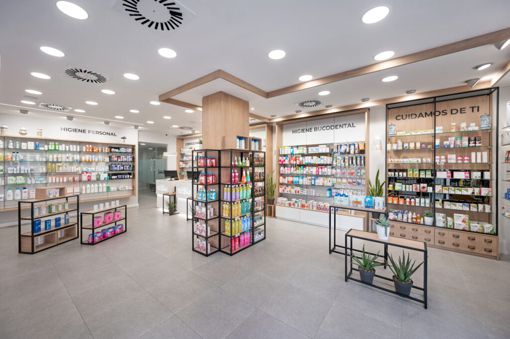 Farmacia de techos altos Novella.