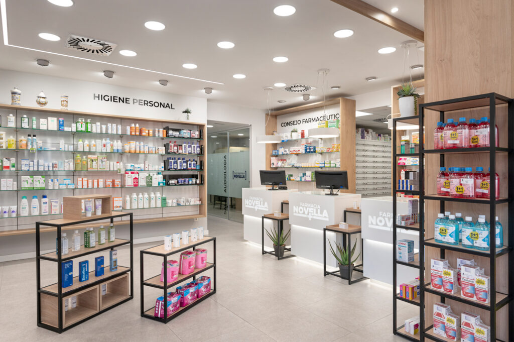 Gestión del stock en la Farmacia Novella.
