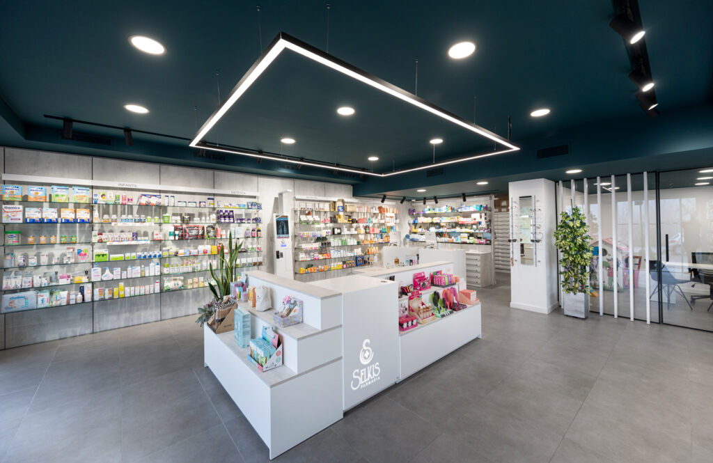 Farmacia Selkis.