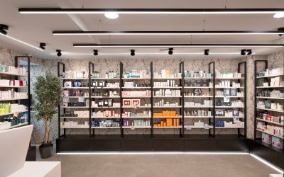 Diseño de categoría en Farmacia El Paseo 24h, reformada por Inside Pharmacy.