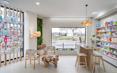 Zona relax e consultazione in farmacia moderna. Inside Pharmacy.