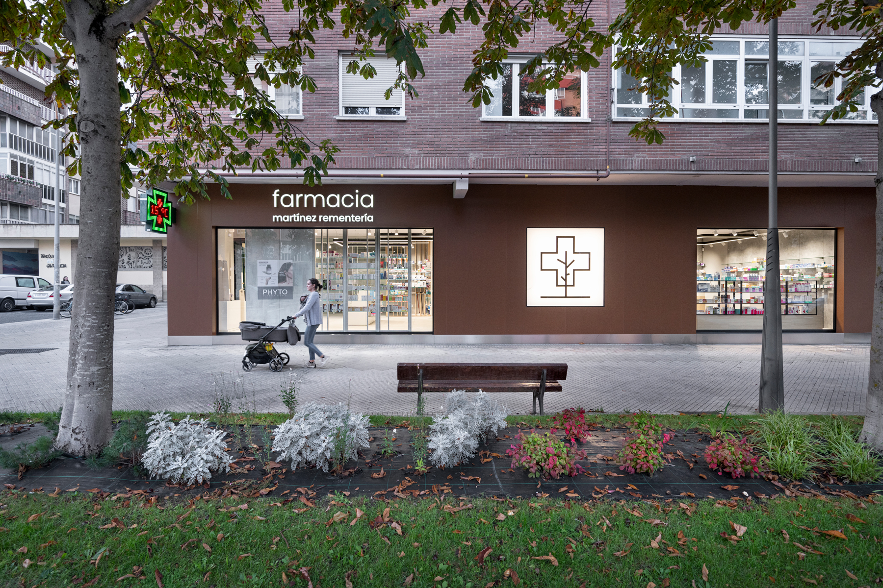 Reformar farmacia sin cerrar.
