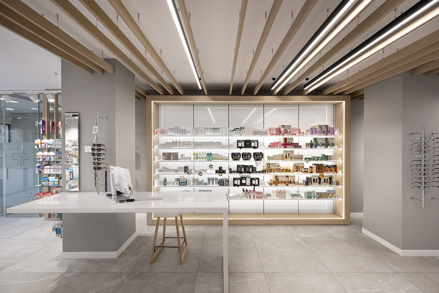 Farmacia reformada por Inside Pharmacy con una zona SPD eficiente