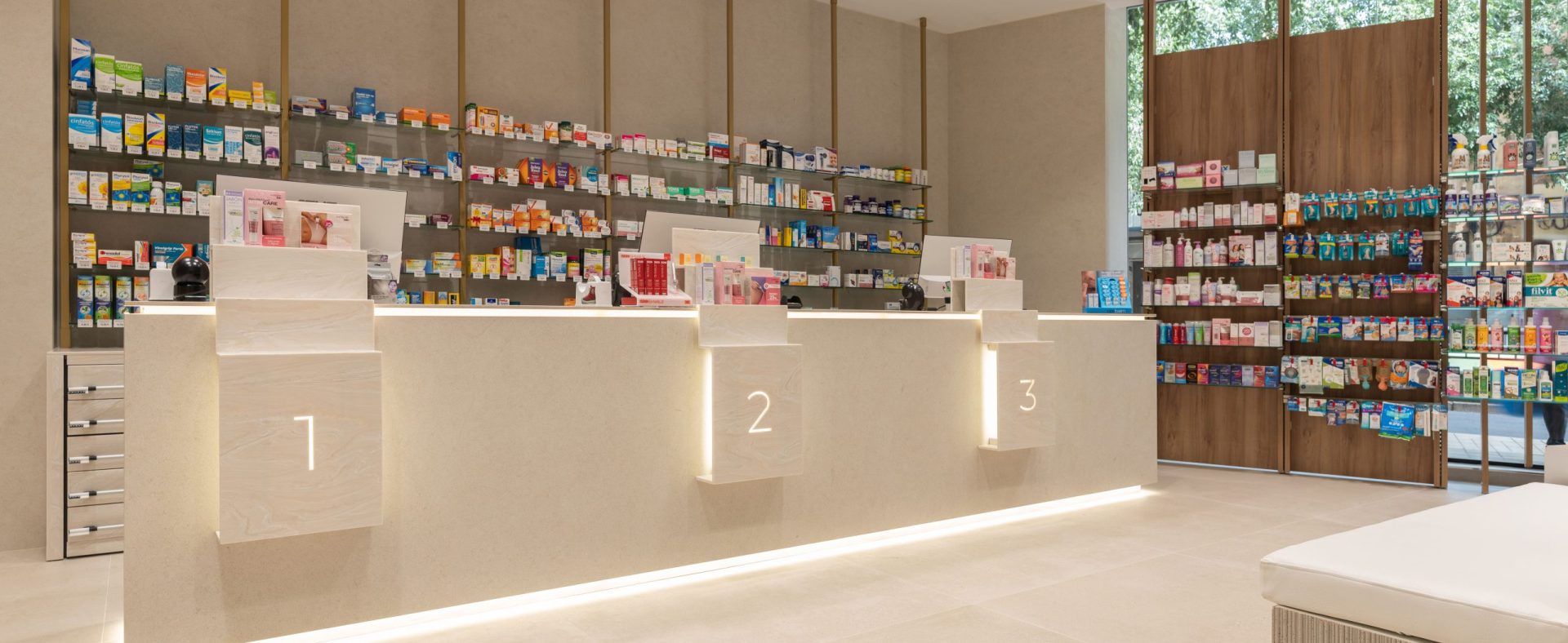 25_ES_HEALTH_PHRARMACY_CASTELLÓN_SEGARRA - PORCELANOSA_31