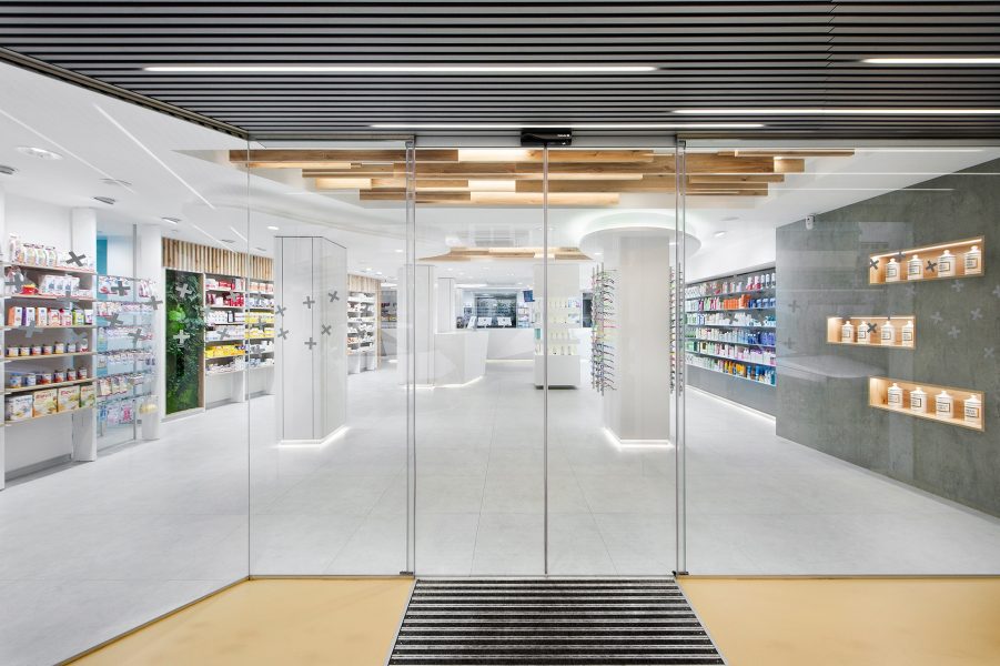 Proyecto de Farmacia Domenech 1