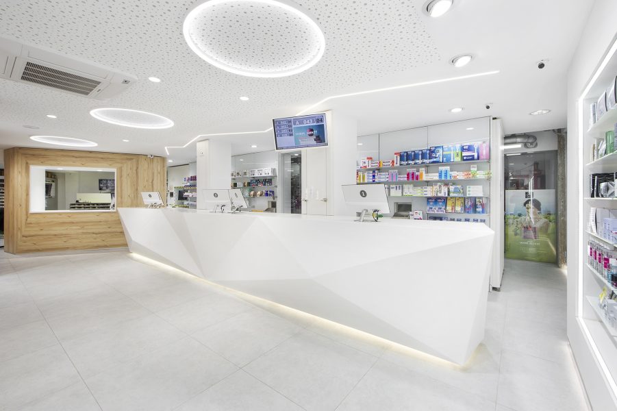 Proyecto de Farmacia Domenech 29