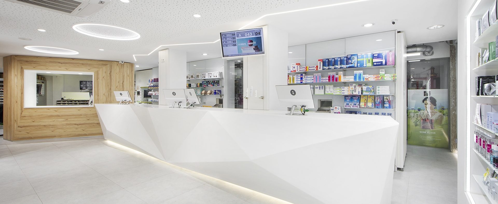Proyecto de Farmacia Domenech 29
