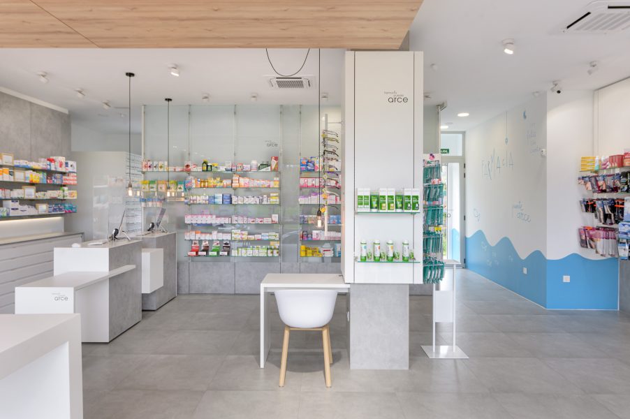 Farmacia Puente Arce Interiorr