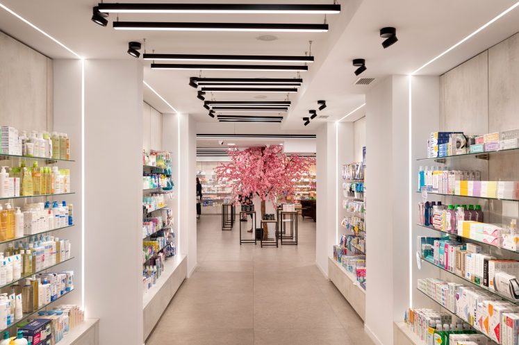 Neuromarketing en Farmacia El Paseo para 2026.